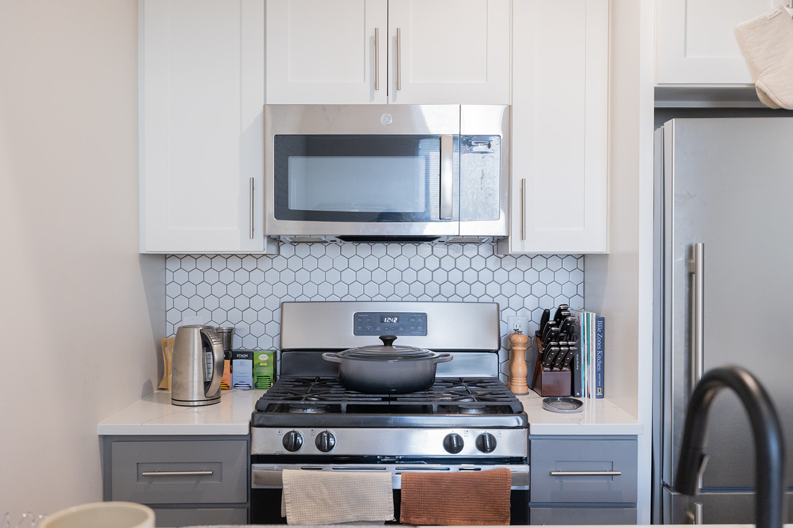 2 bed, 1 bath apartment for rent at 1661 Washington St Unit 305A, South End — photo 3 of 47