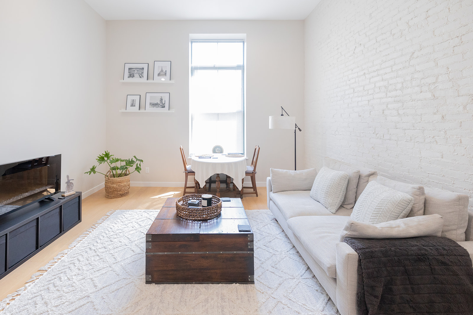 2 bed, 1 bath apartment for rent at 1661 Washington St Unit 305A, South End — photo 41 of 47