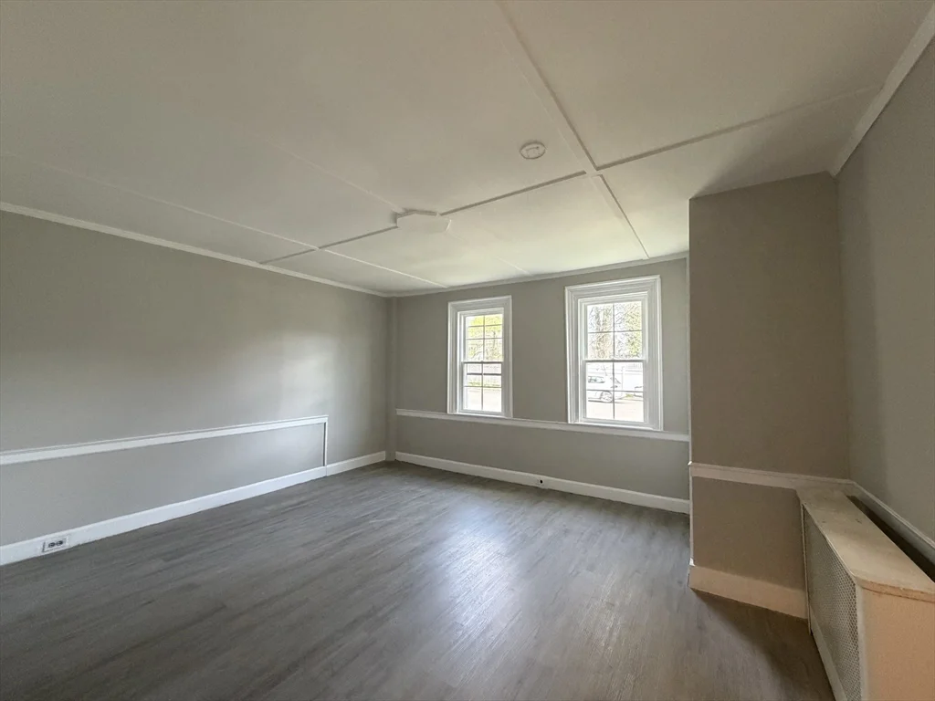 93 Friend St, Amesbury