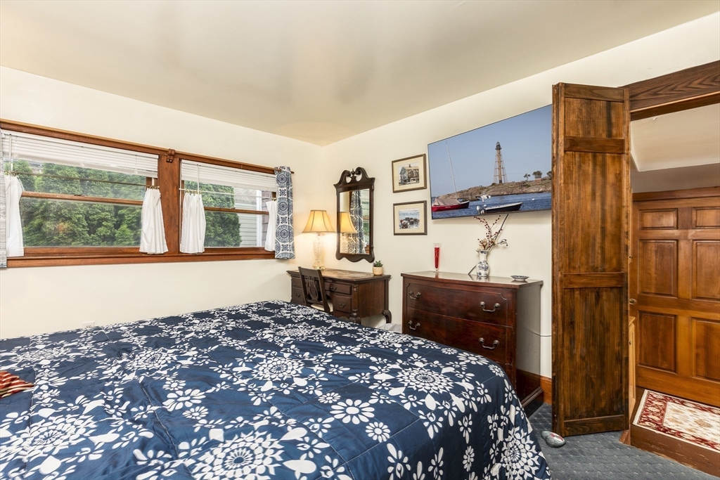 50 Rowland St, Marblehead