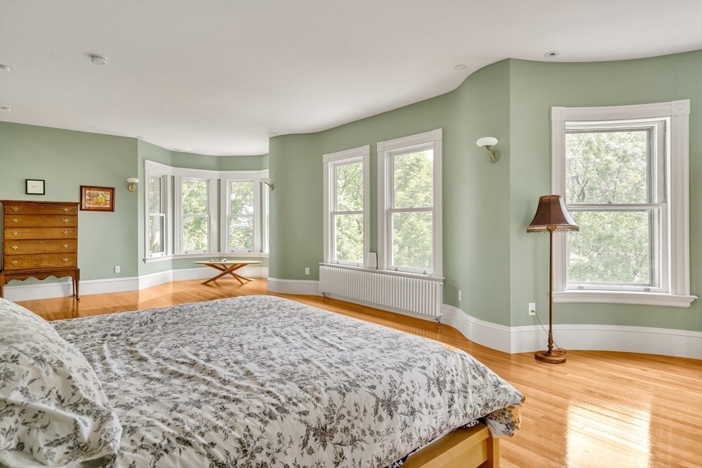 57 York Ter, Corey Hill