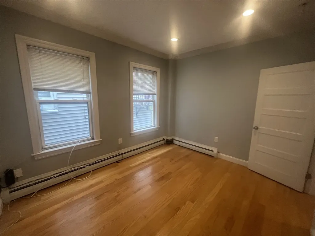 841 Dorchester Ave, Dorchester