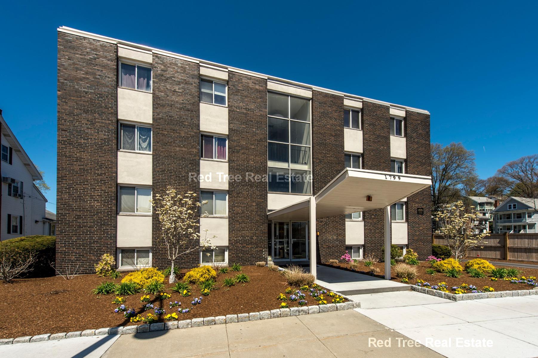 1799 Centre St, West Roxbury