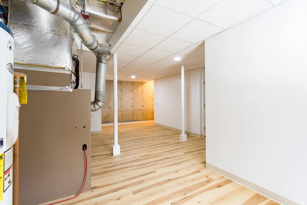 270 New Braintree Rd, West Brookfield