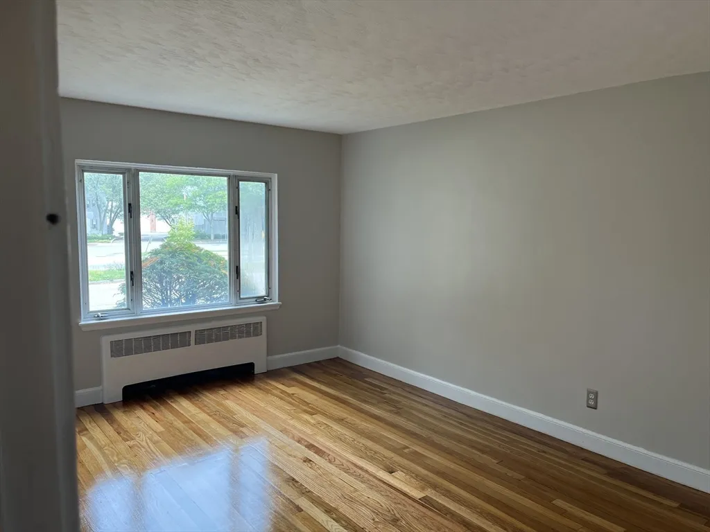 744 Boylston St, Back Bay