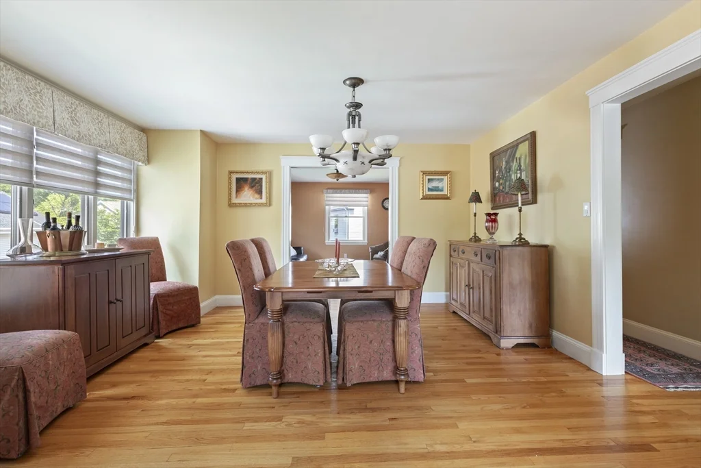 17 Gilbert St, Newton