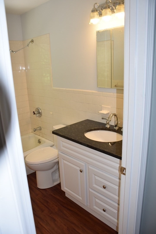 3 Old Village Rd, Fiskdale
