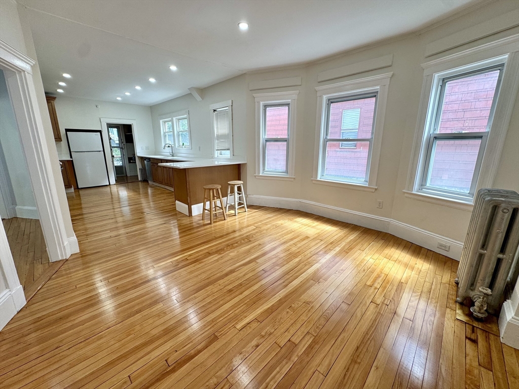 269 Alewife Brook Pkwa, West Somerville