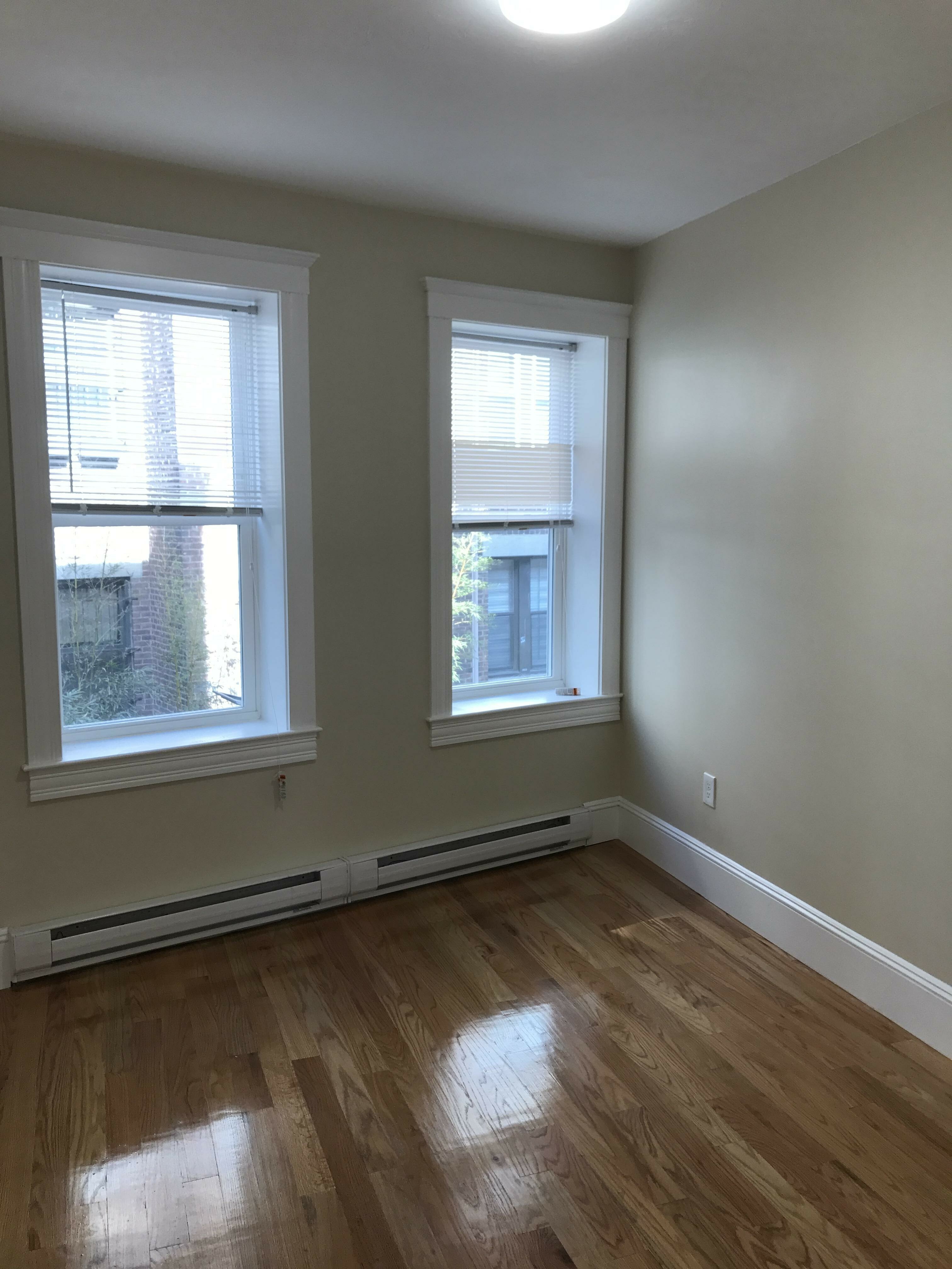 895 Huntington Ave, Mission Hill