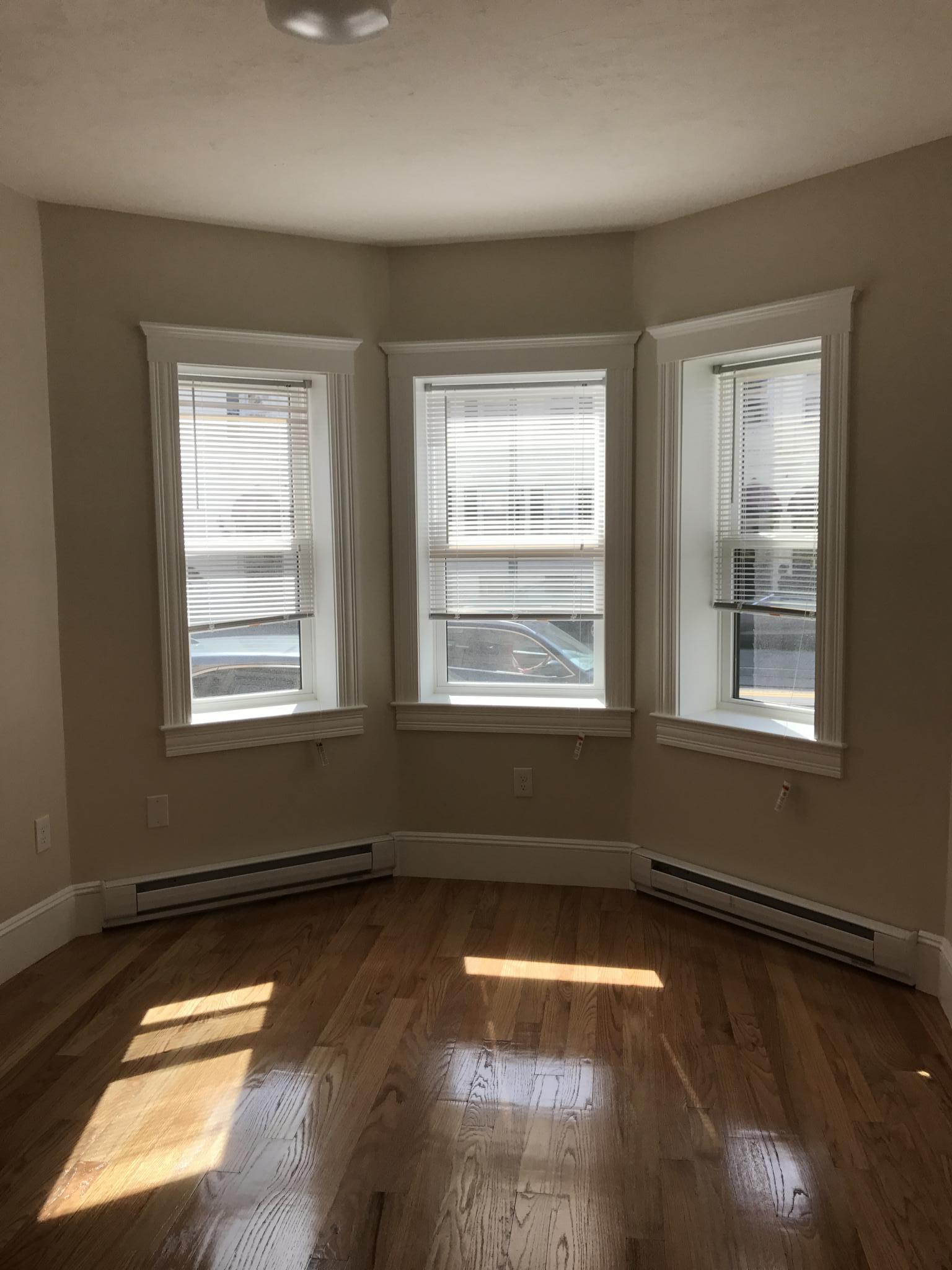 895 Huntington Ave, Mission Hill