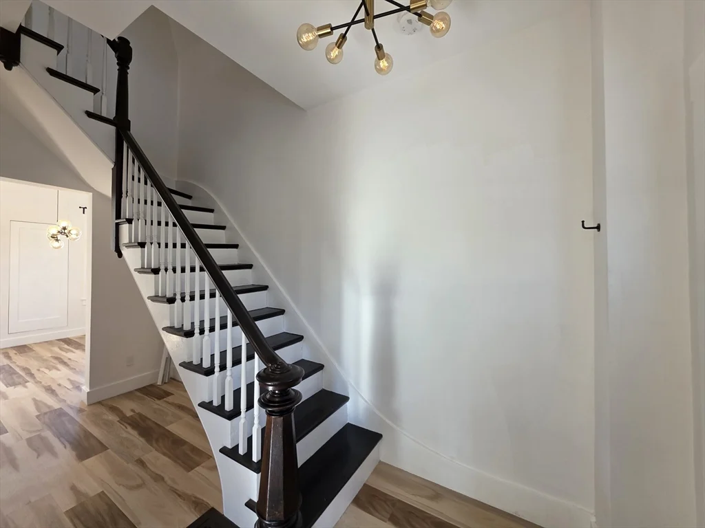 84 Dudley St, Medford