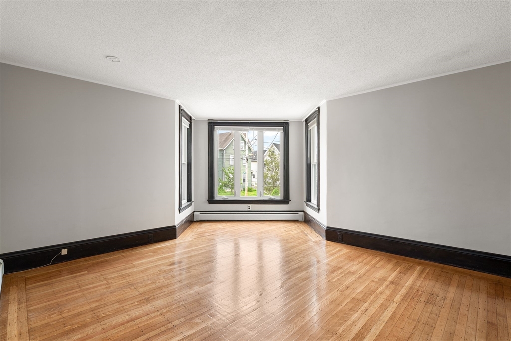 72 Wyoming Ave, Malden