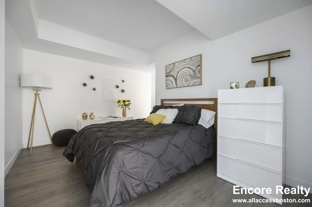 425 Massachusetts Ave, Central Square