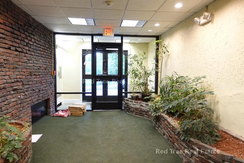 33 Lancaster Ter, Corey Hill