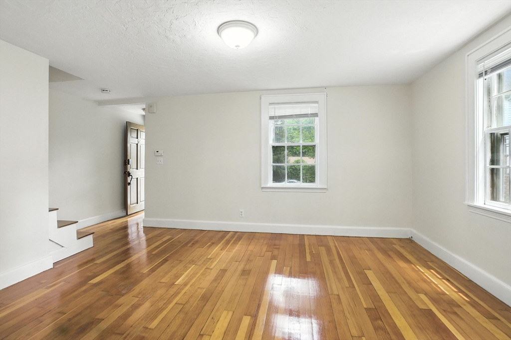 62 Lincoln Ave, Lynnfield