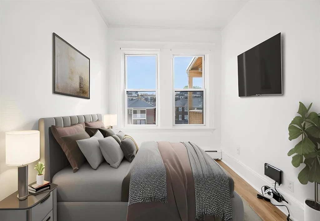 1730 Commonwealth Ave, Brighton