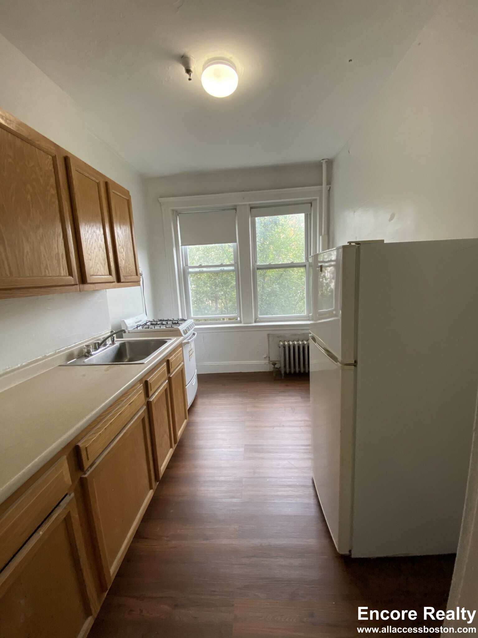 1687 Commonwealth Ave, Brighton