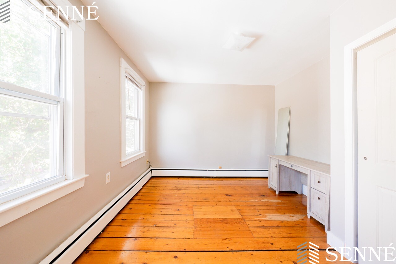 94 Sciarappa St, East Cambridge