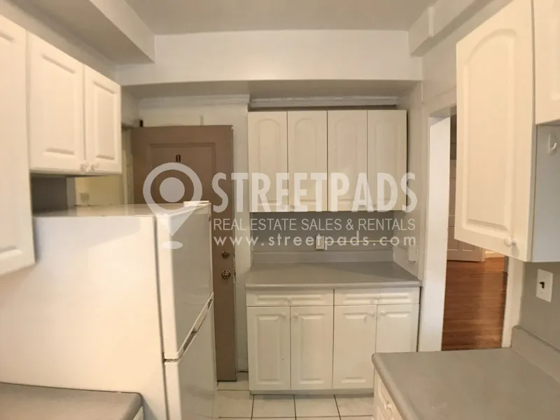 1157 Beacon St, Longwood