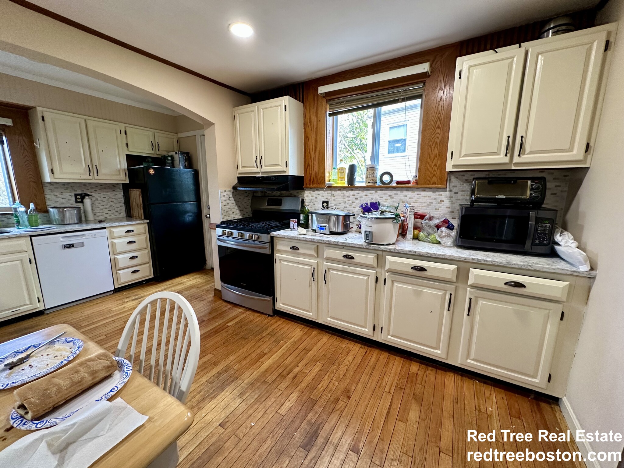 64 Undine Rd, Brighton