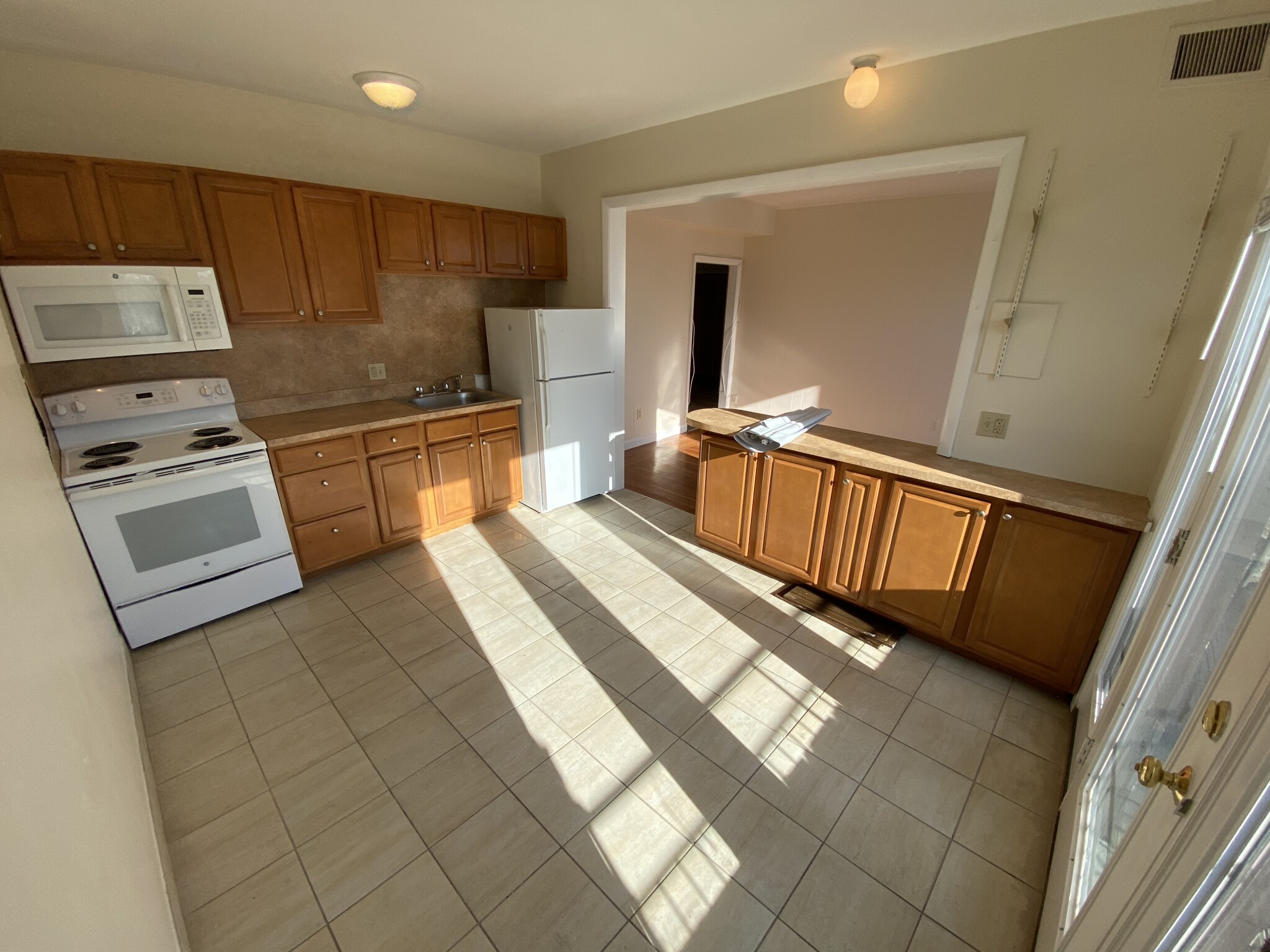 1133 Commonwealth Ave, Allston