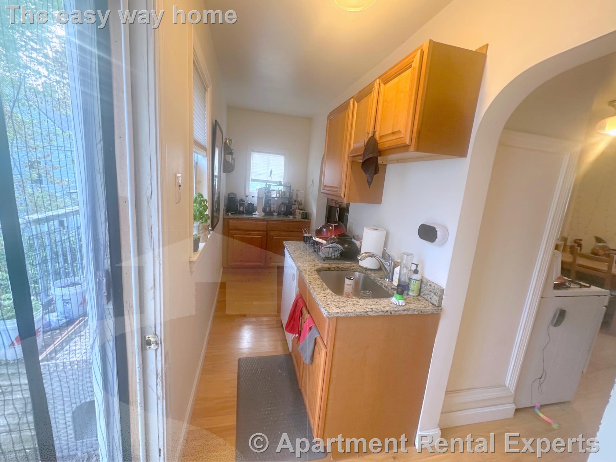 10 Rogers Ave, Davis Square