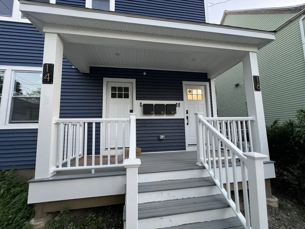 16 Harriet St, Brighton