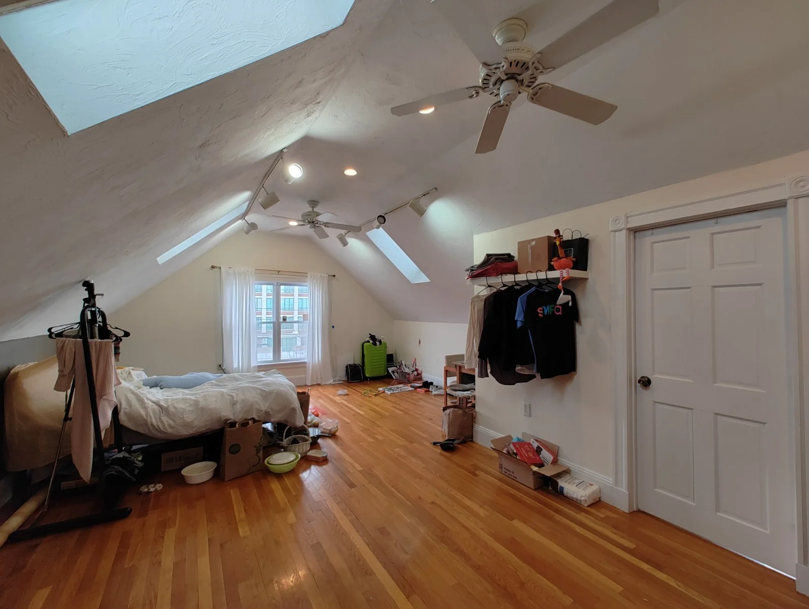 207 Boston Ave, Medford