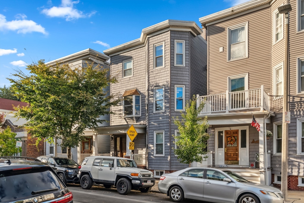 76 Marine Rd, South Boston