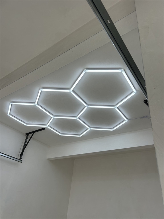 34 Lincoln St, Needham