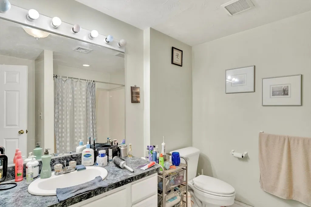 125 Tudor St, South Boston