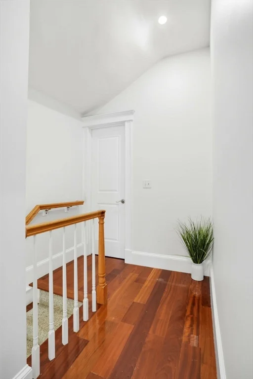 17 Gates, South Boston