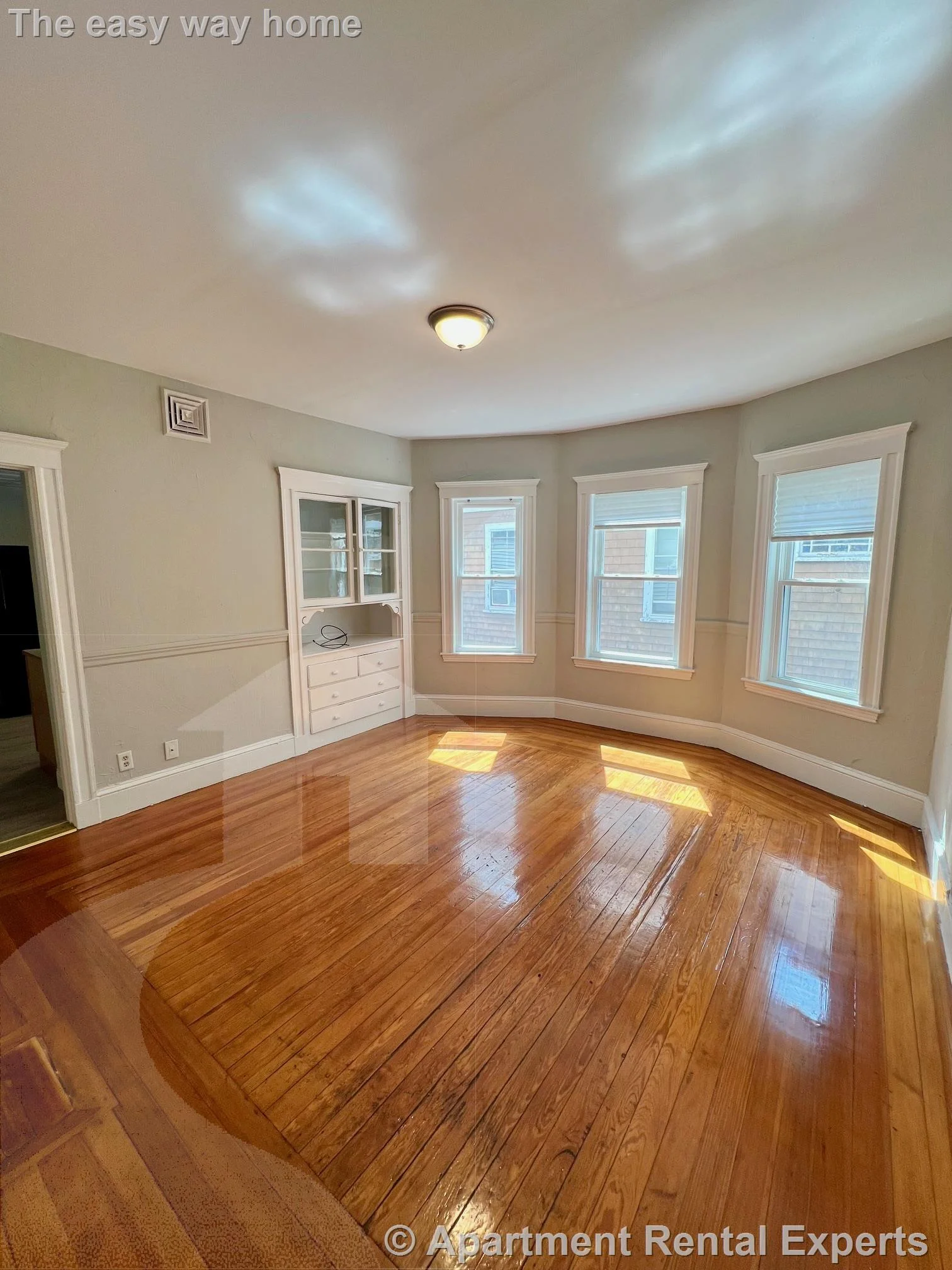 41 Simpson Ave, Davis Square