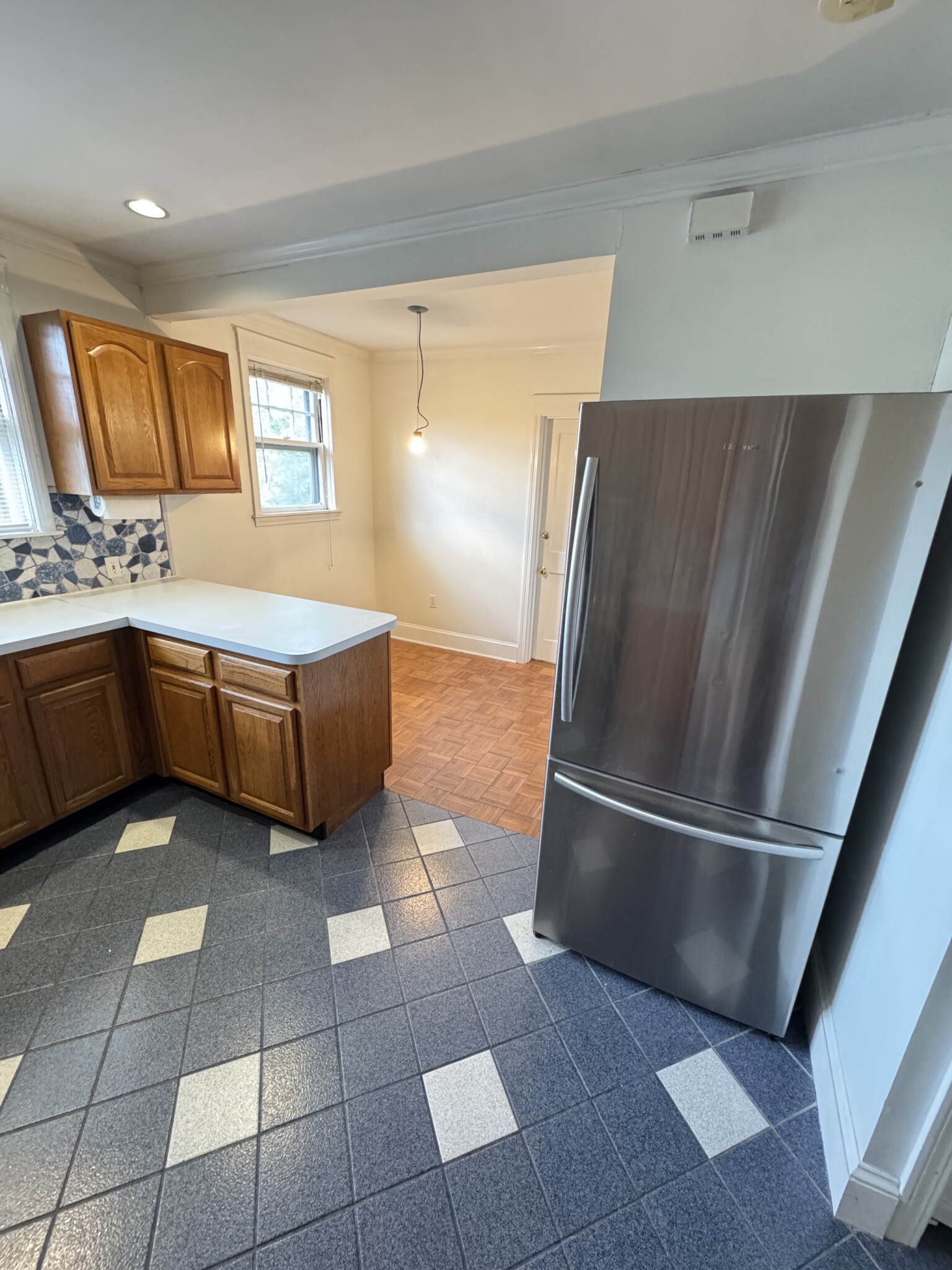 79 Winthrop Rd, Washington Square