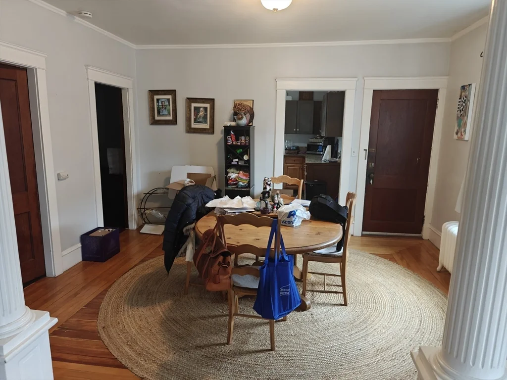 452 Osborn St, Fall River