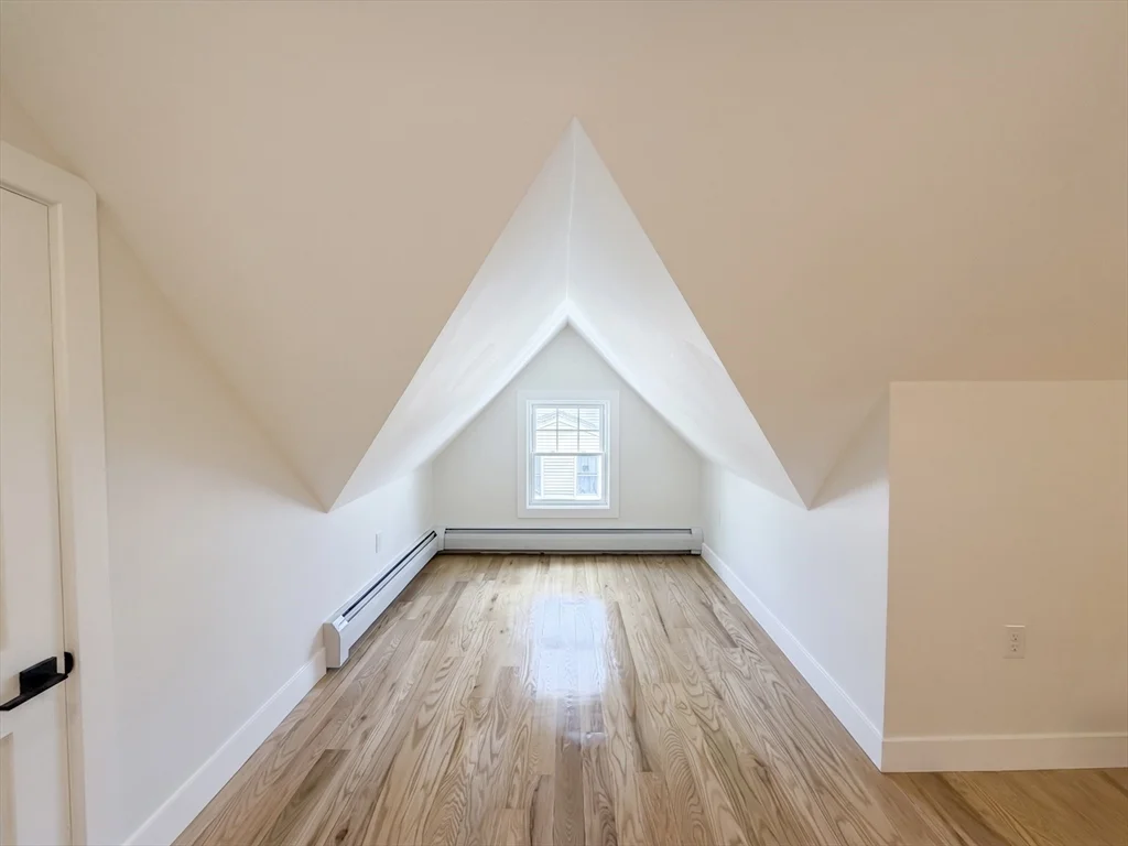 10 Pearl, West Everett