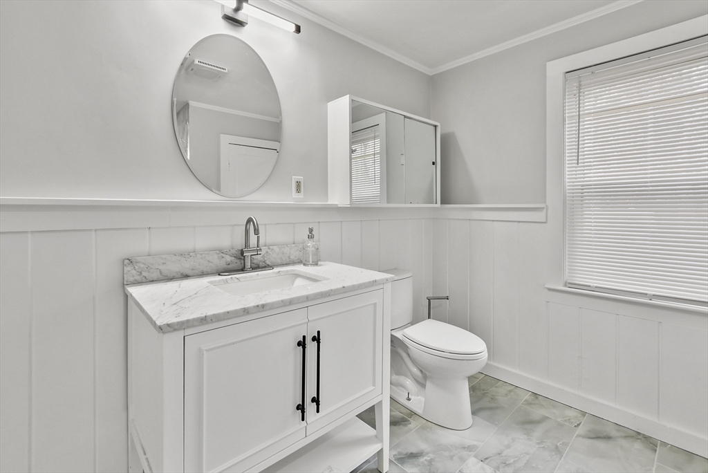 138 Walker Rd, Shirley