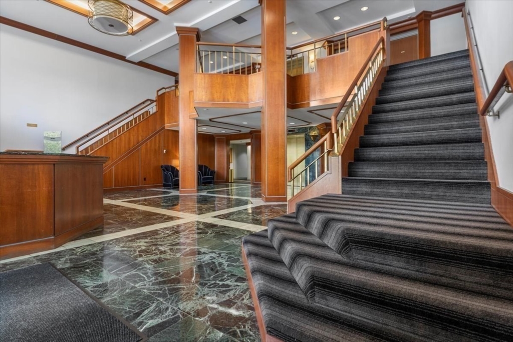 1001 Marina Dr, Marina Bay