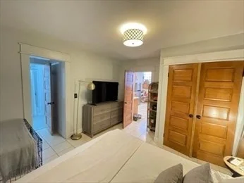 26 Irving St, Beacon Hill