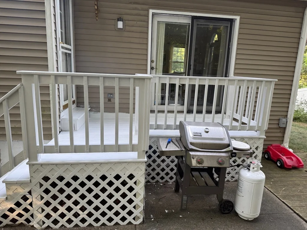 1565 West St, Wrentham