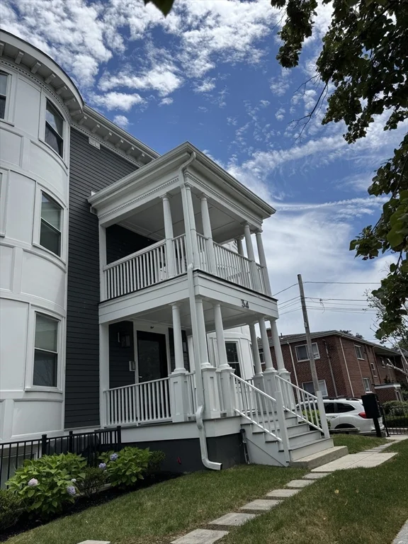 34 Park St, Newton Corner