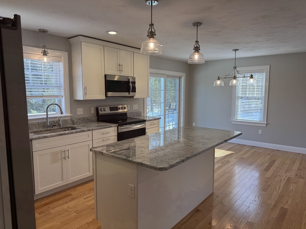 290 Thompson St, Middleboro