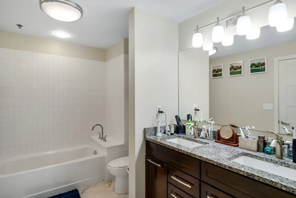 156 Ter, Mission Hill