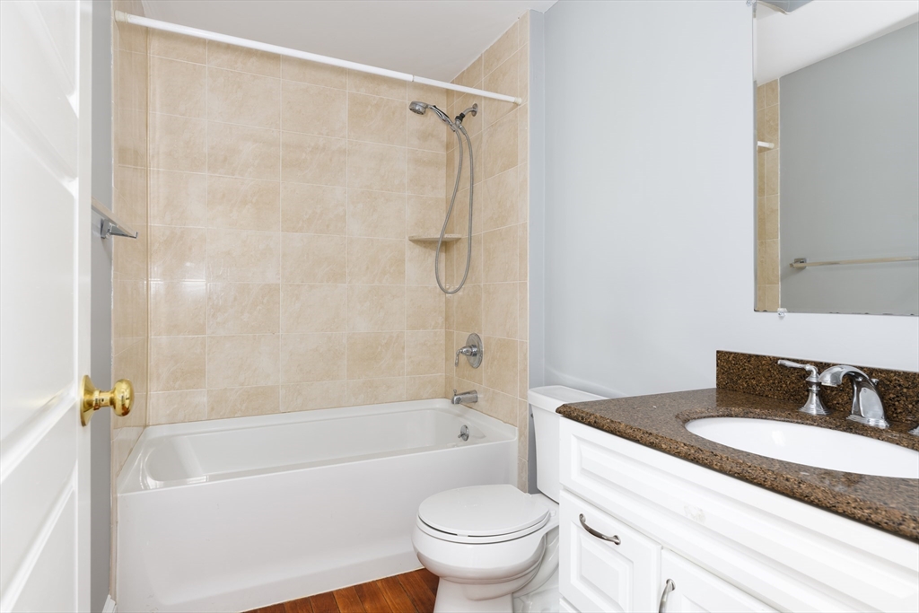 254 Upland Rd, Avon Hill