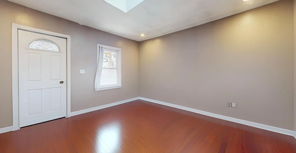 315 Silver, South Boston