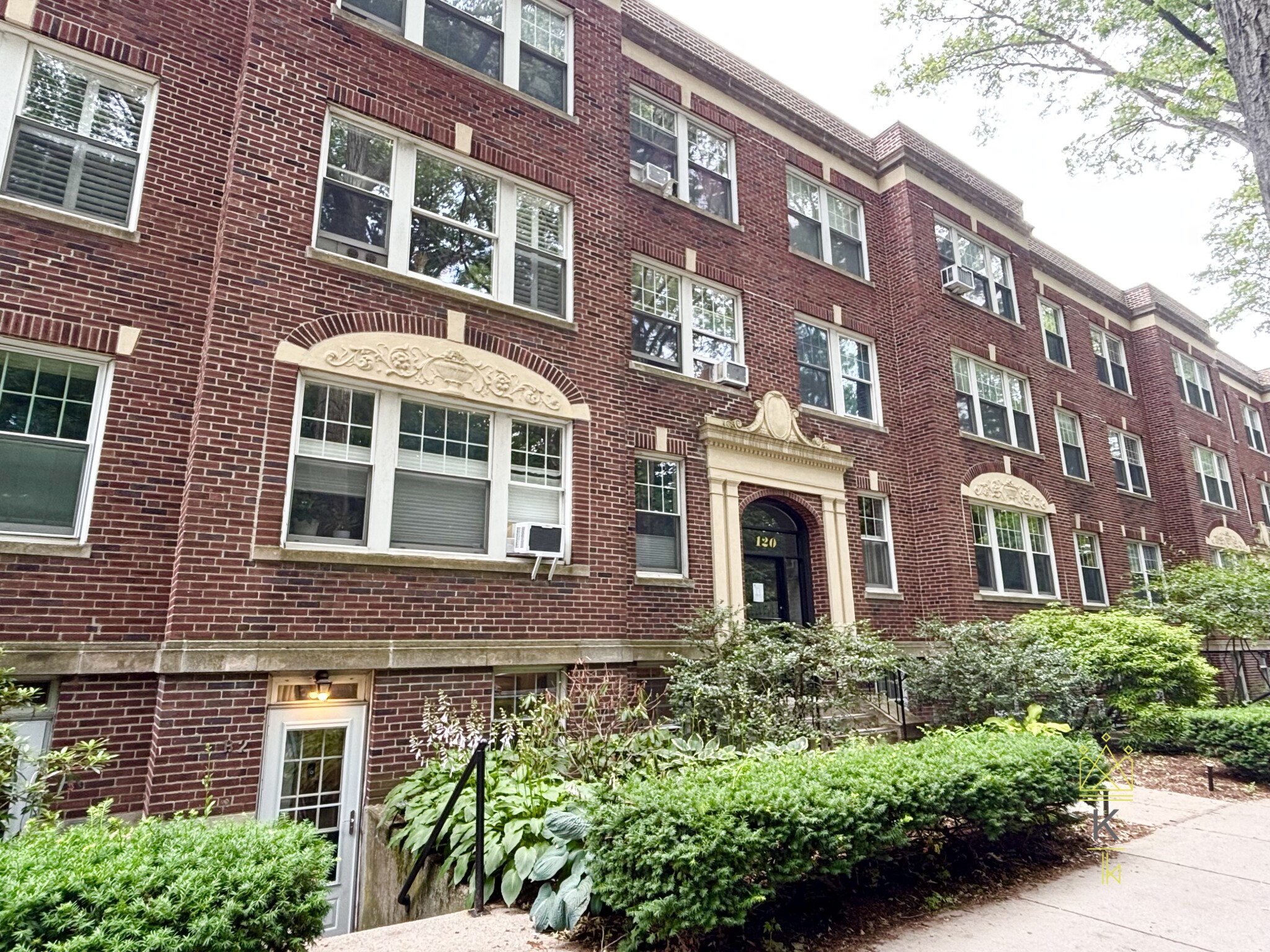 120 Amory St, Brookline