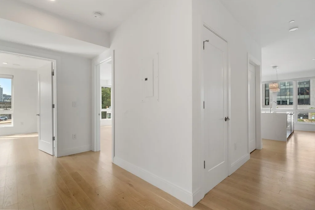 20 W 5th, South Boston