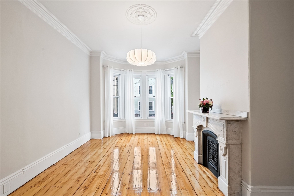 118 Princeton St, East Boston