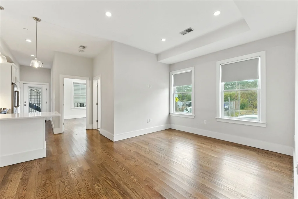 64 Gove St, East Boston