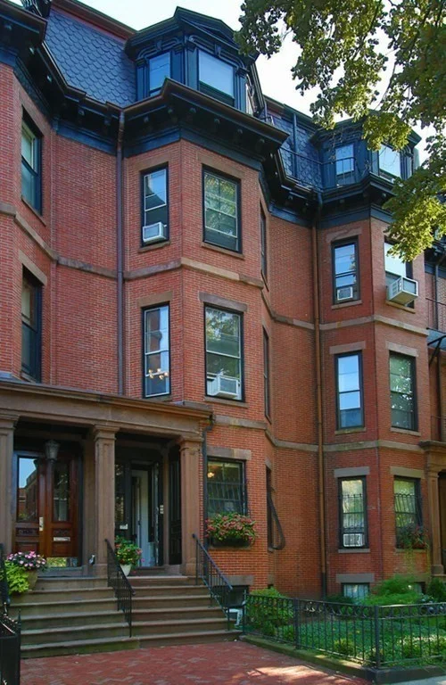 387 Beacon St, Back Bay